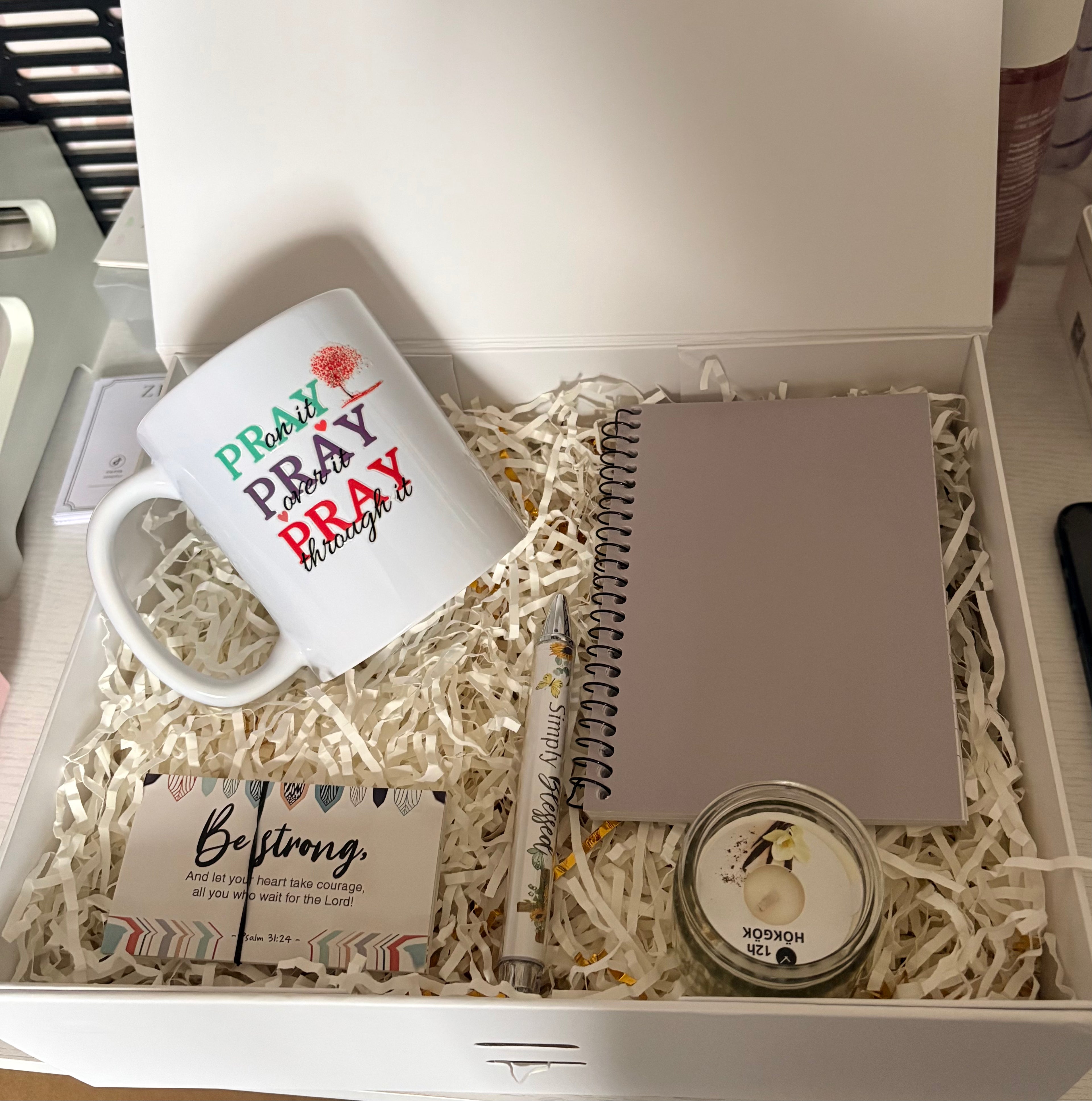 Praying Mama Mug Gift Set