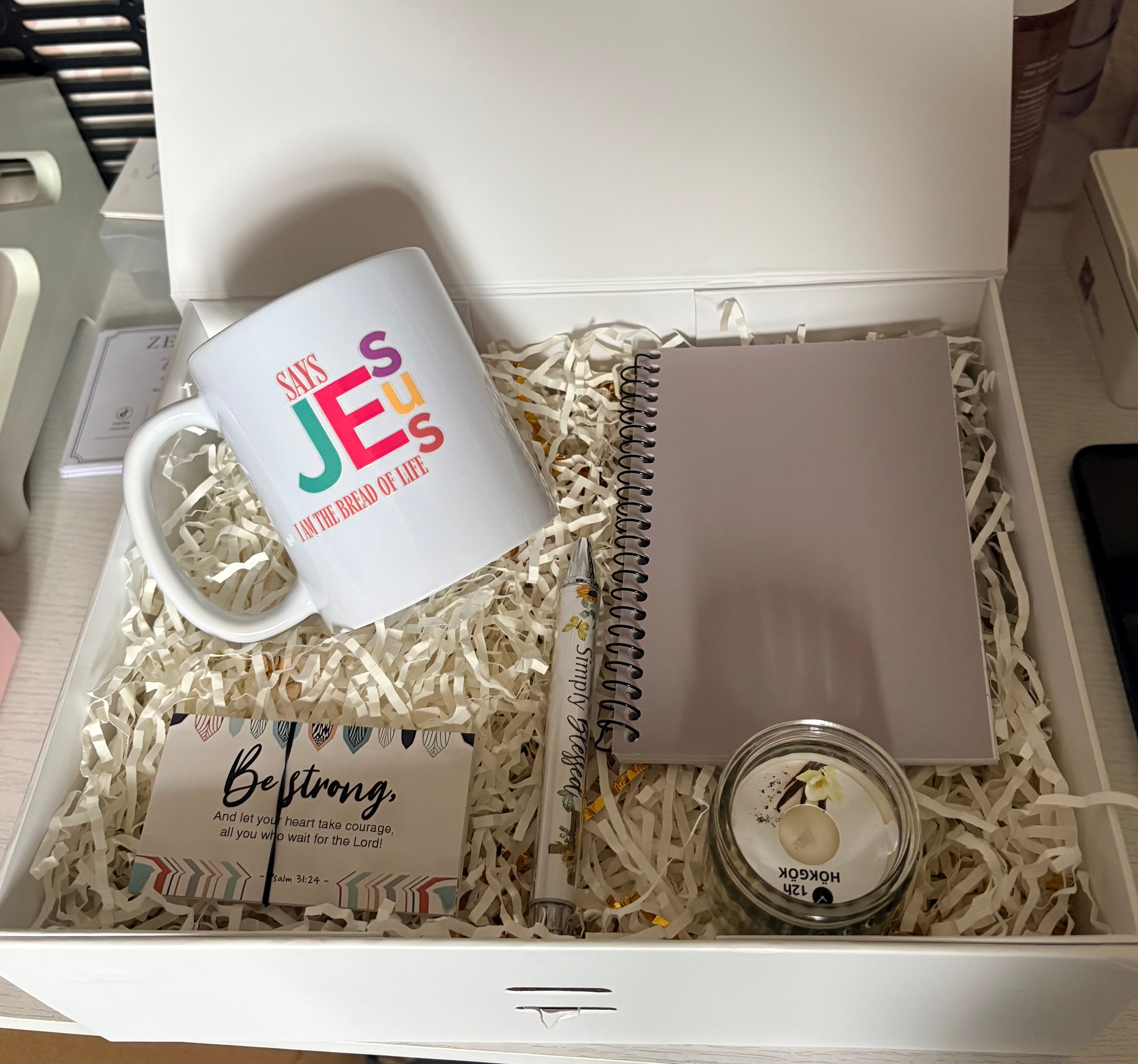 The Way & Bread Of Life Mug Gift Set