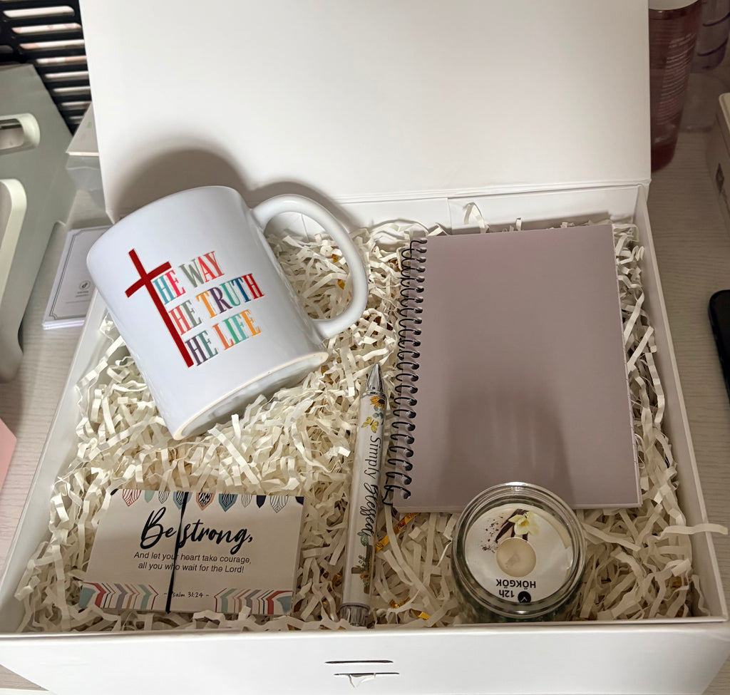 The Way & Bread Of Life Mug Gift Set